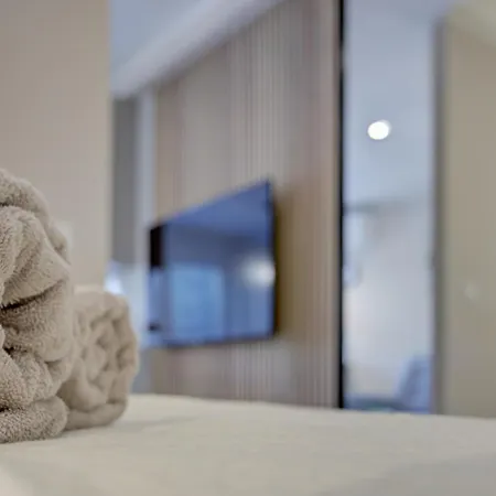 Delux Aron With Free Parking Appartement *