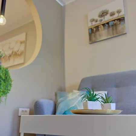 Delux Aron With Free Parking Appartement *