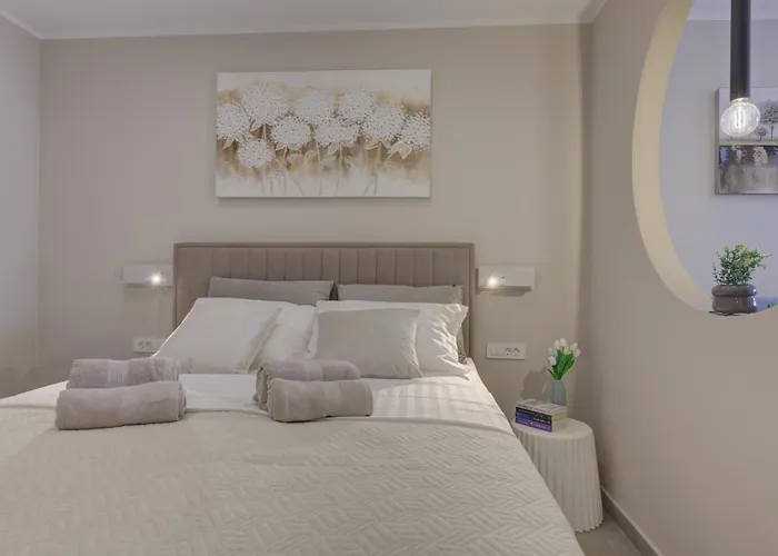 Delux Aron With Free Parking * Pula